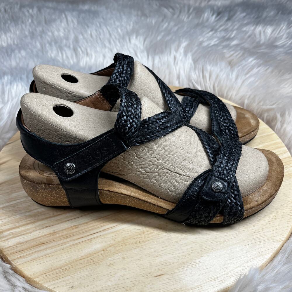 Taos Trulie Sandal Womens 9-9.5 (Eur 40) Strappy Black Woven Leather Cork Wedge - Picture 2 of 16